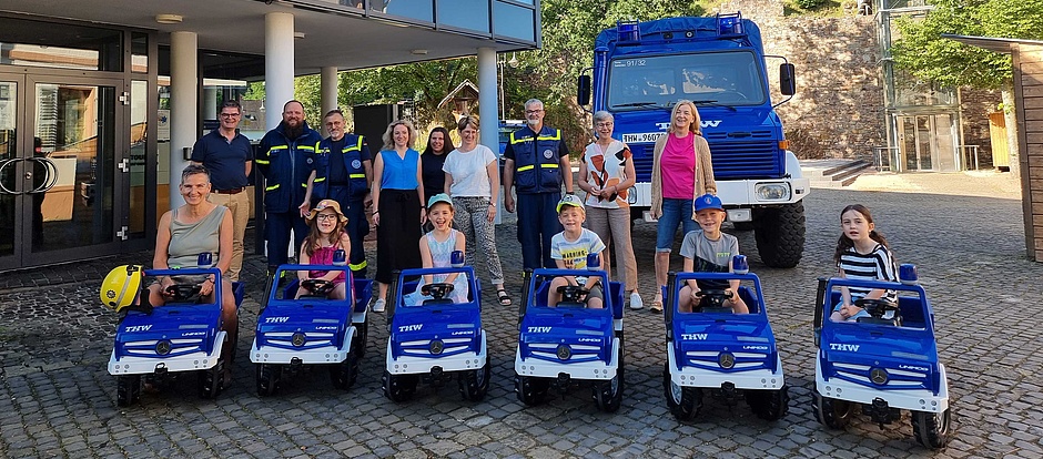 Die Kindertagesstätten in der Gemeinde Nohfelden freuen sich über einen blauen Fuhrpark